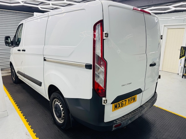 Used Ford Transit Custom 2017 for sale - 75166199: Photo 8