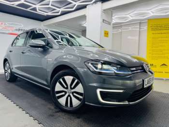 Used Volkswagen Golf 2020 for sale - 75167078: Photo