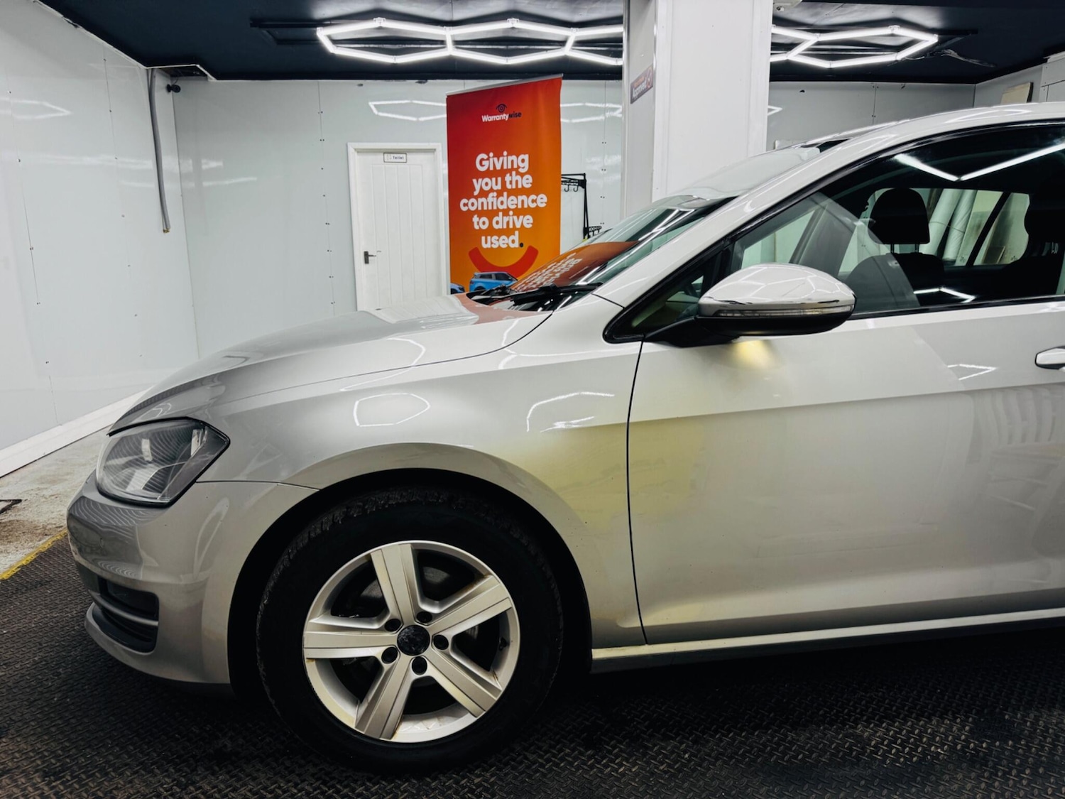 Used Volkswagen Golf 2015 for sale - 76283568: Photo 3