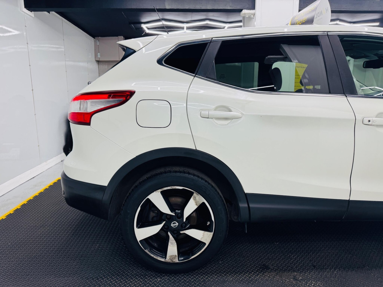 Used Nissan Qashqai 2015 for sale - 76926424: Photo 19