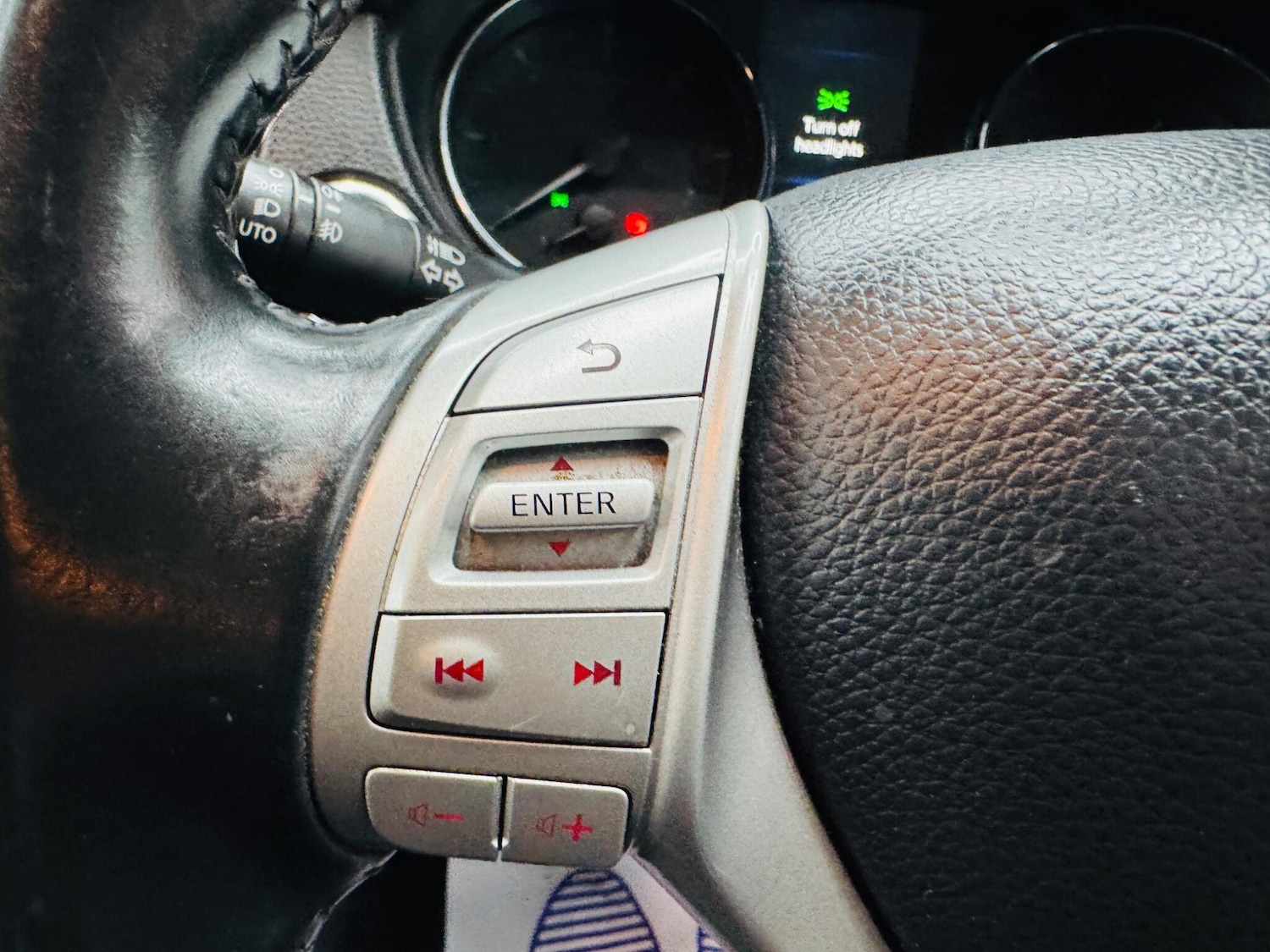 Used Nissan Qashqai 2015 for sale - 76926424: Photo 32