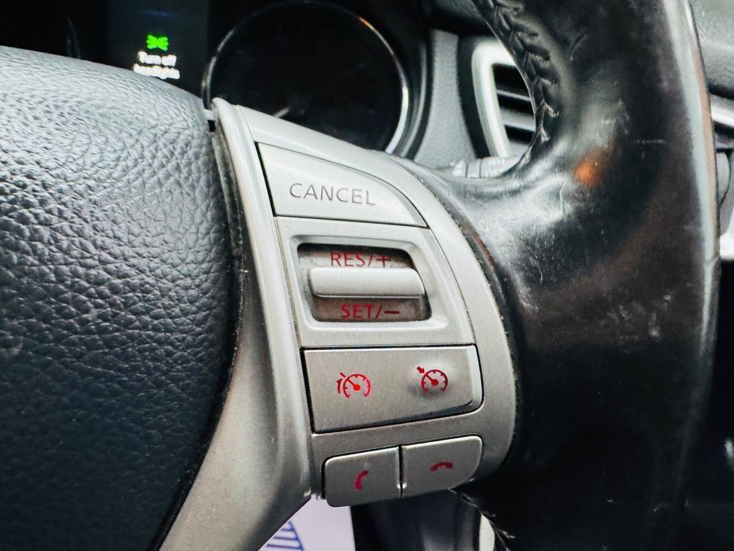 Used Nissan Qashqai 2015 for sale - 76926424: Photo 33