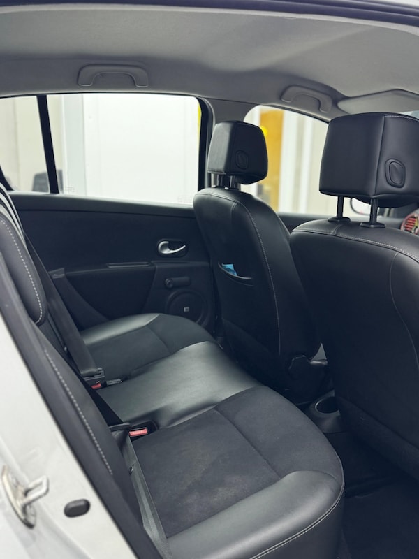 Used Renault Clio 2012 for sale - 76188910: Photo 13