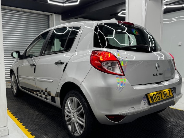 Used Renault Clio 2012 for sale - 76188910: Photo 5