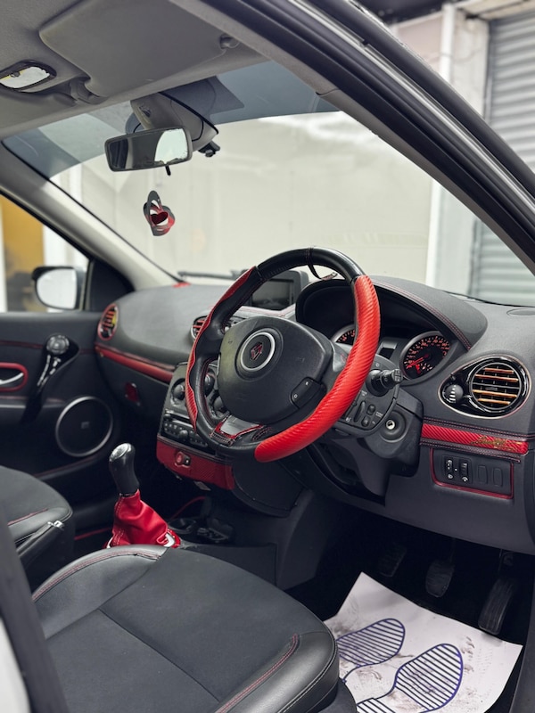 Used Renault Clio 2012 for sale - 76188910: Photo 9