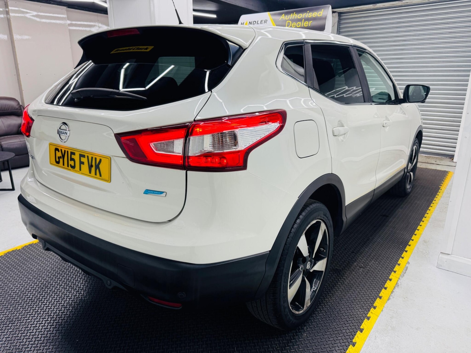 Used Nissan Qashqai 2015 for sale - 76432332: Photo 15