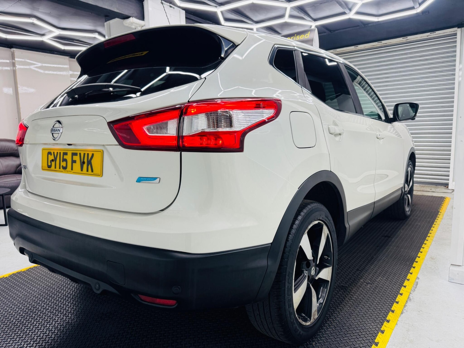 Used Nissan Qashqai 2015 for sale - 76432332: Photo 16