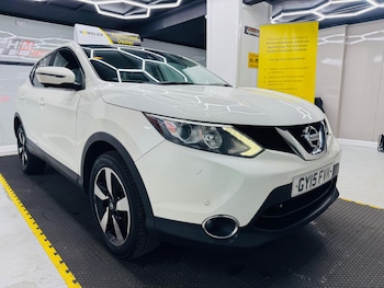 Used Nissan Qashqai 2015 for sale - 76432332: Photo