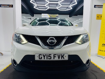 Used Nissan Qashqai 2015 for sale - 76432332: Photo