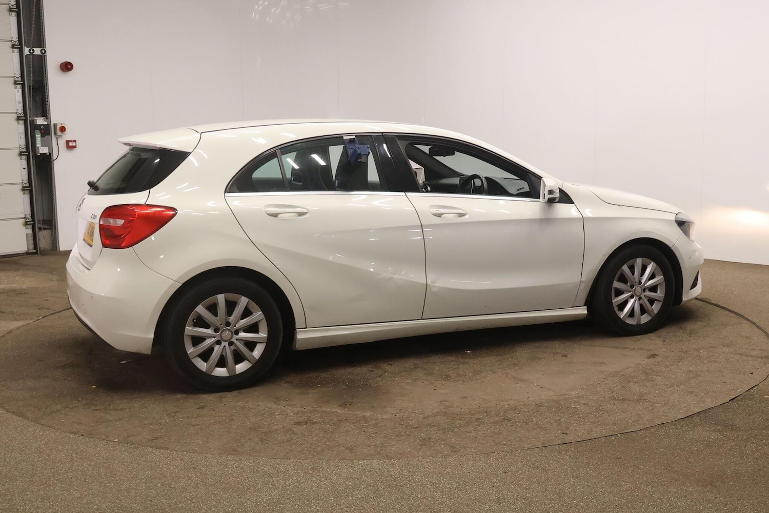 Used Mercedes-Benz A-Class 2014 for sale - 77074421: Photo 7