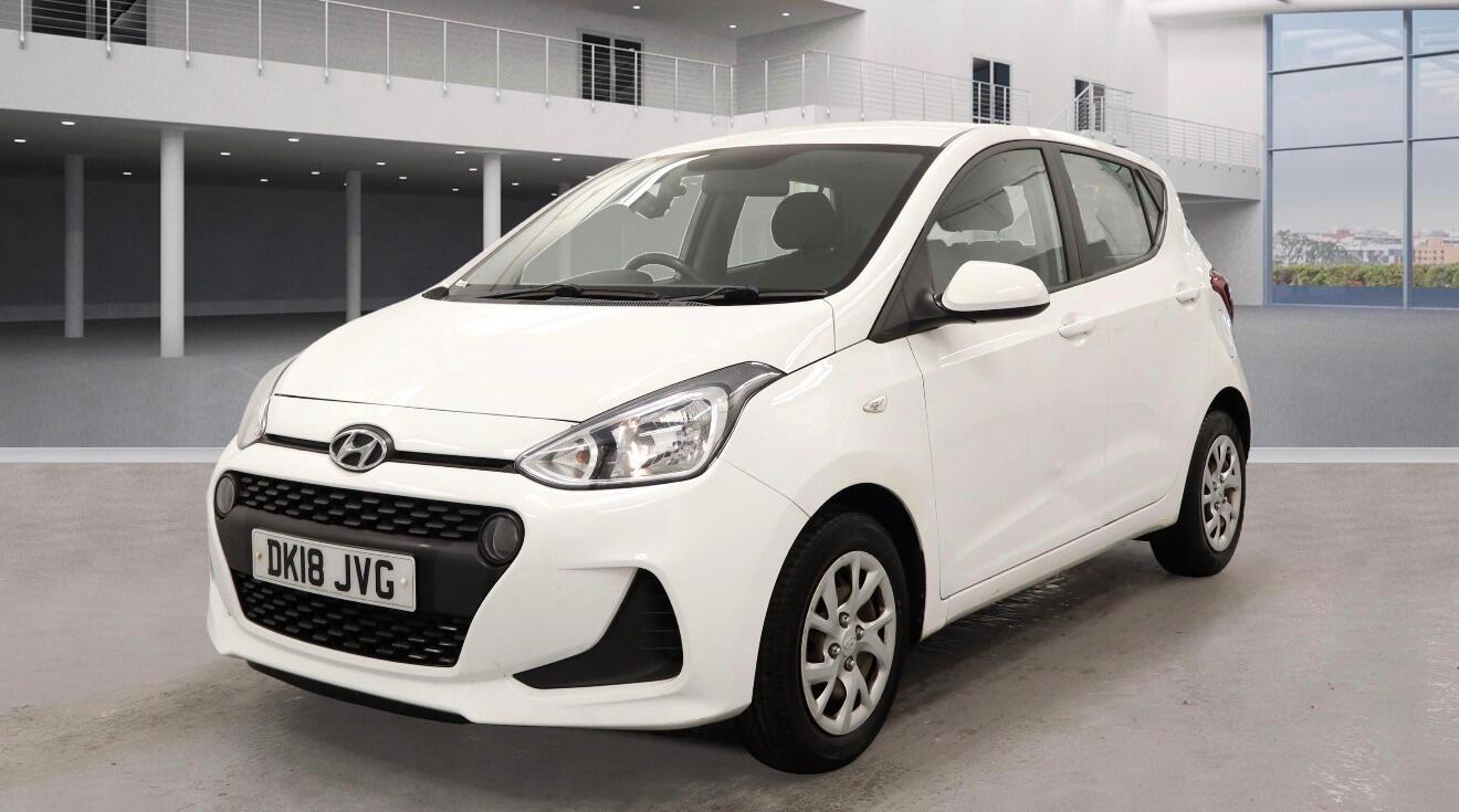 Used Hyundai i10 2018 for sale - 76214591: Photo 2