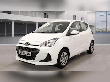 Used Hyundai i10 2018 for sale - 76214591: Photo