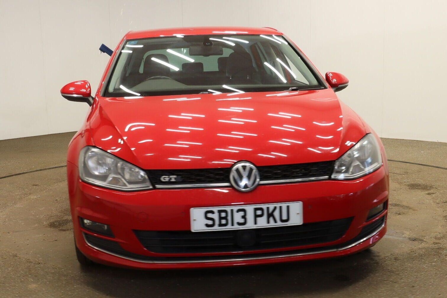 Used Volkswagen Golf 2013 for sale - 76151591: Photo 2