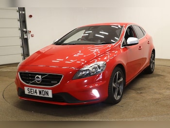 Used Volvo V40 2014 for sale - 76012537: Photo