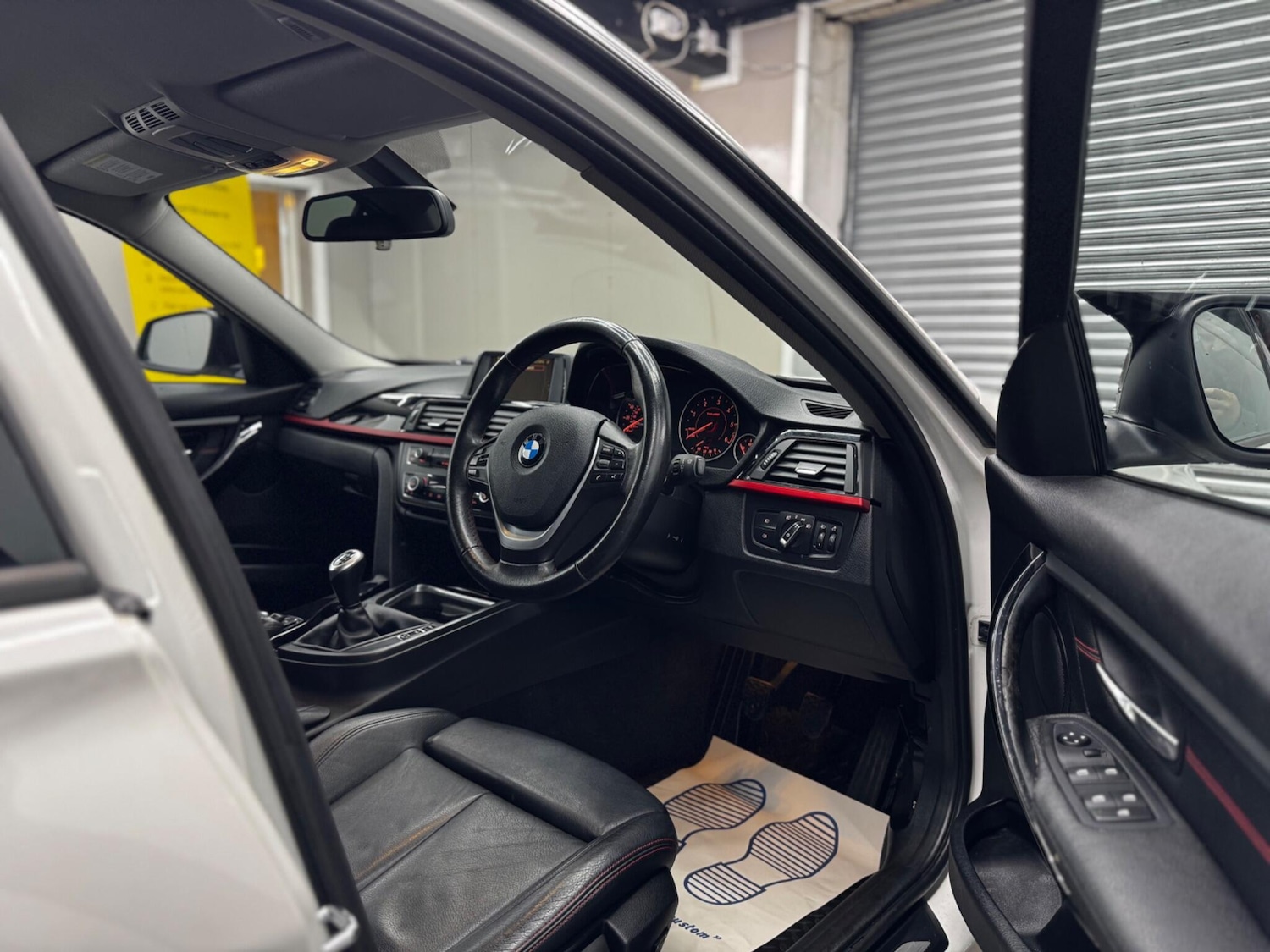 Used BMW 3 Series 2012 for sale - 76573044: Photo 32