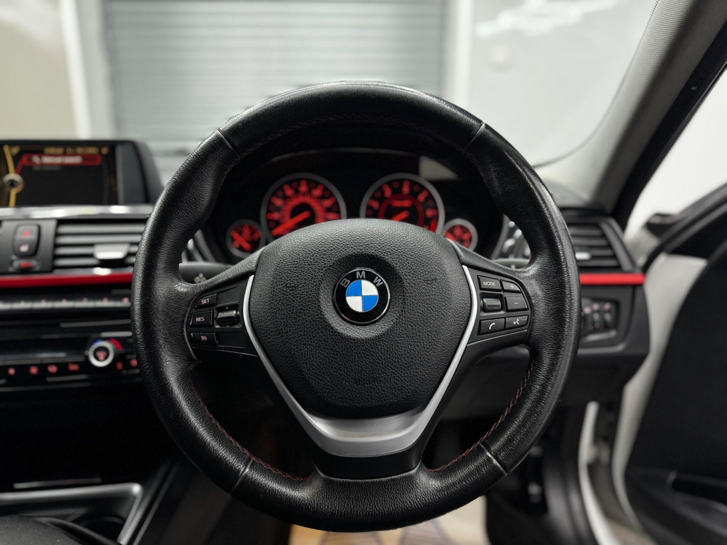 Used BMW 3 Series 2012 for sale - 76573044: Photo 35