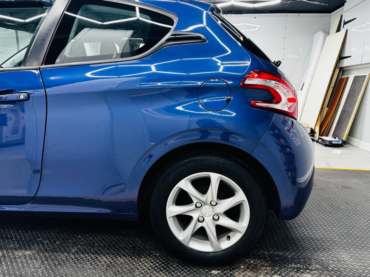 Used Peugeot 208 2014 for sale - 76398866: Photo 15
