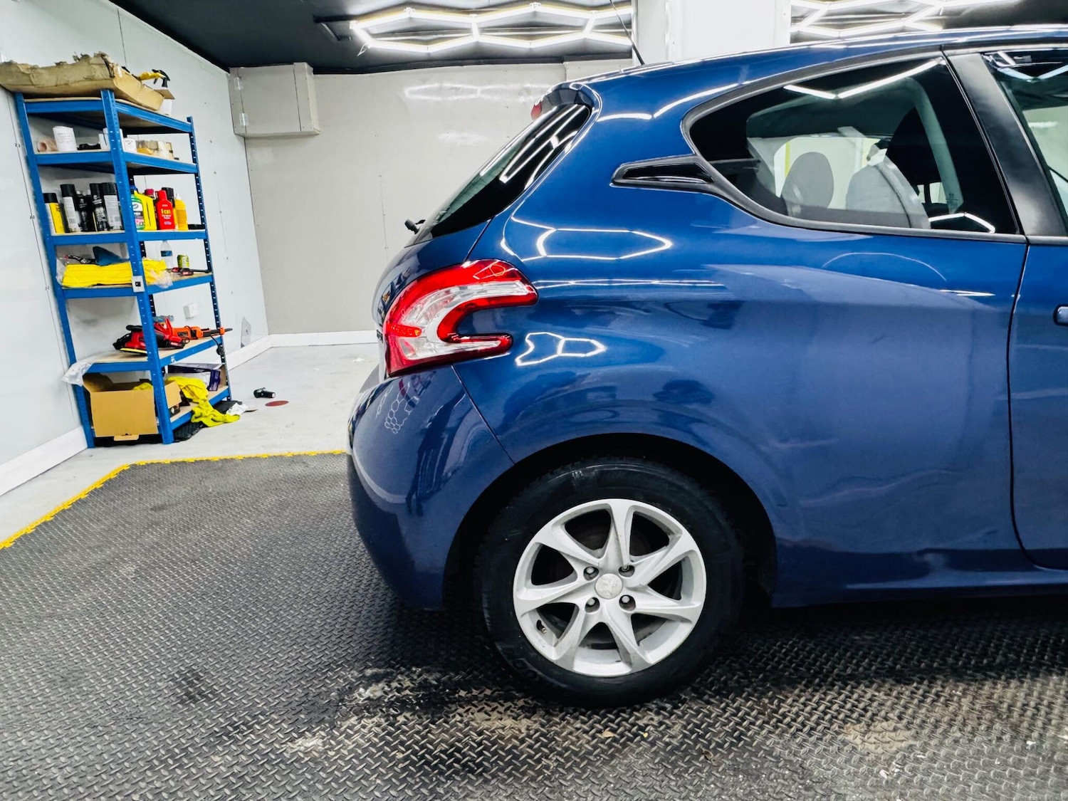 Used Peugeot 208 2014 for sale - 76398866: Photo 23