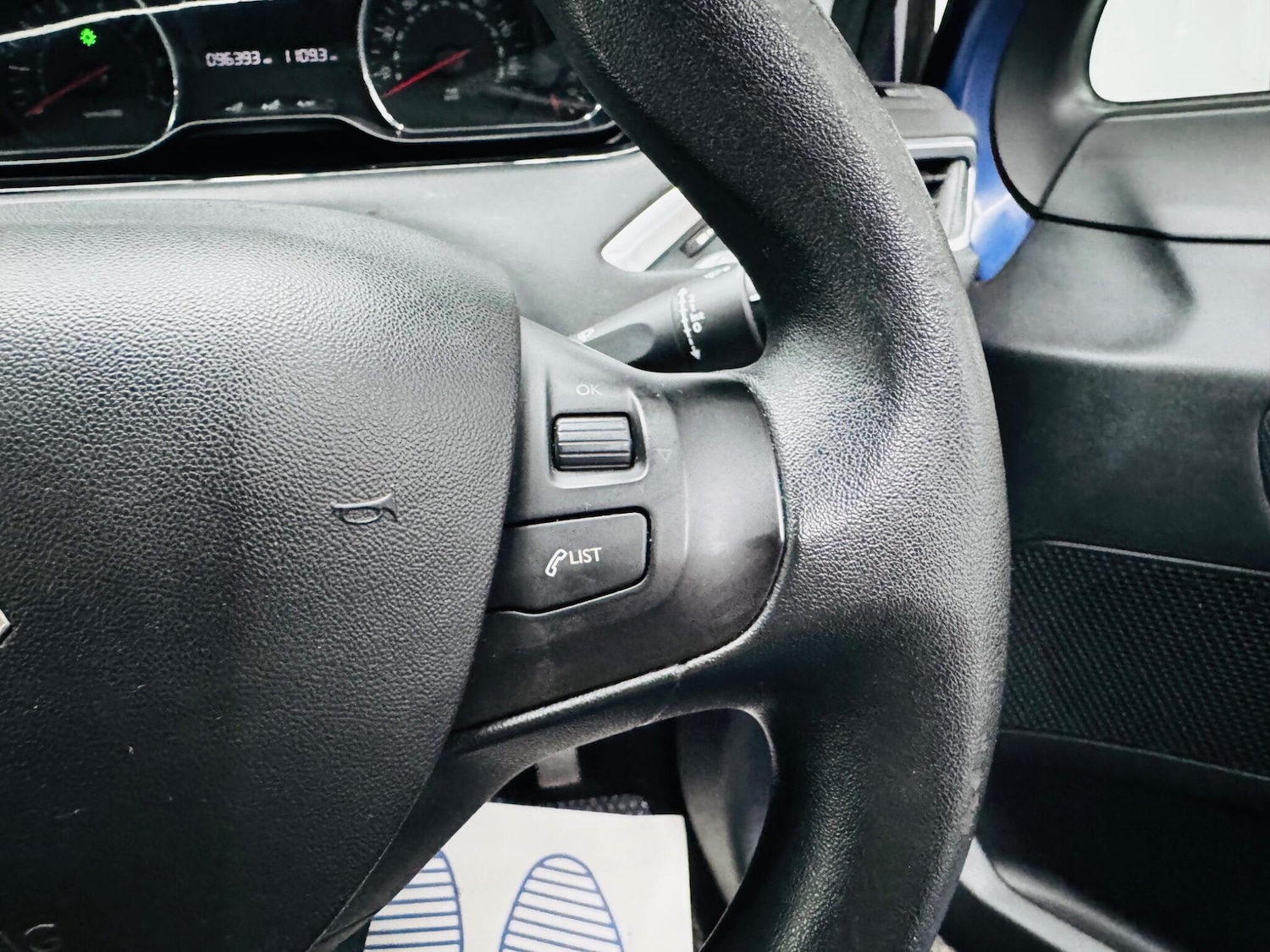 Used Peugeot 208 2014 for sale - 76398866: Photo 33