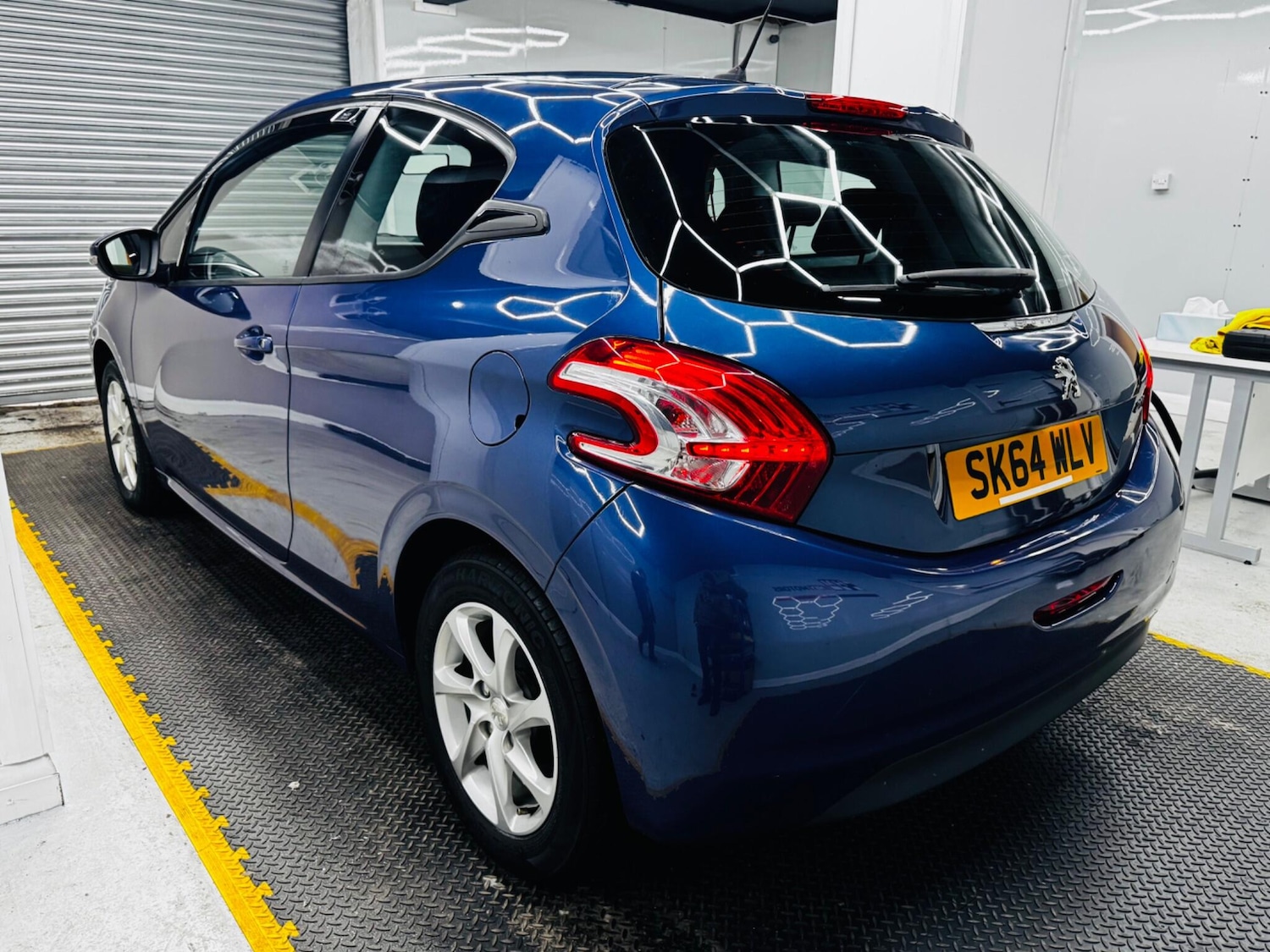 Used Peugeot 208 2014 for sale - 76398866: Photo 5