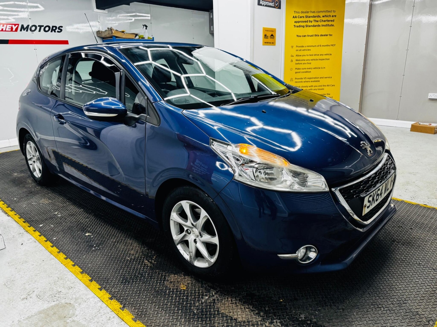 Used Peugeot 208 2014 for sale - 76398866: Photo 8