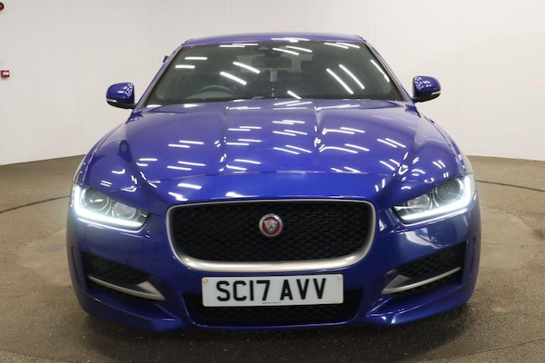 Used Jaguar XE 2017 for sale - 76296019: Photo 2