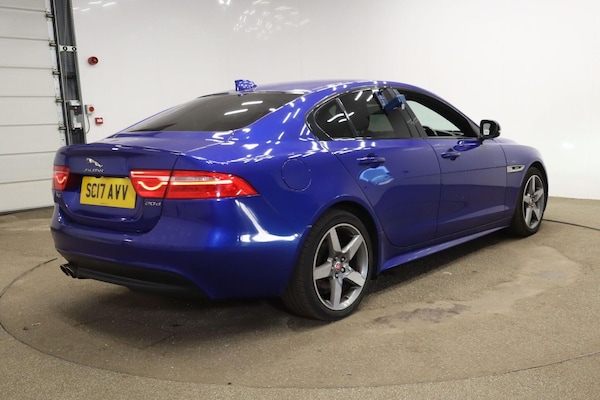 Used Jaguar XE 2017 for sale - 76296019: Photo 7