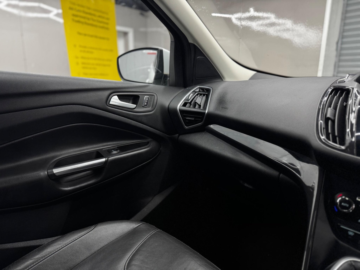 Used Ford Kuga 2013 for sale - 76371261: Photo 38