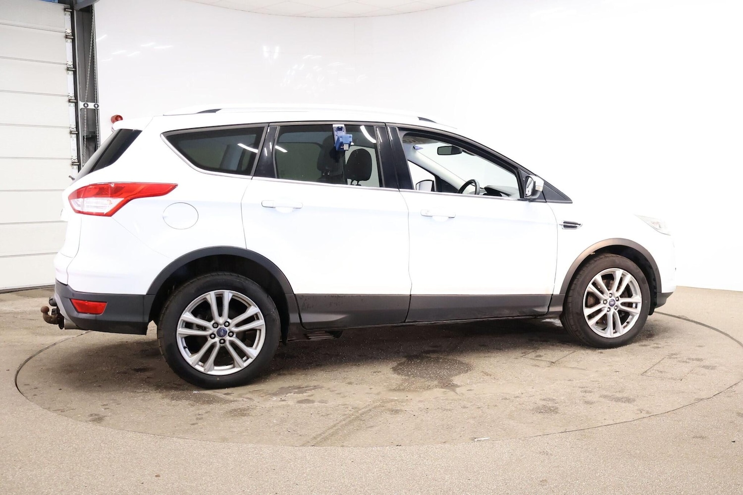 Used Ford Kuga 2013 for sale - 76371261: Photo 4
