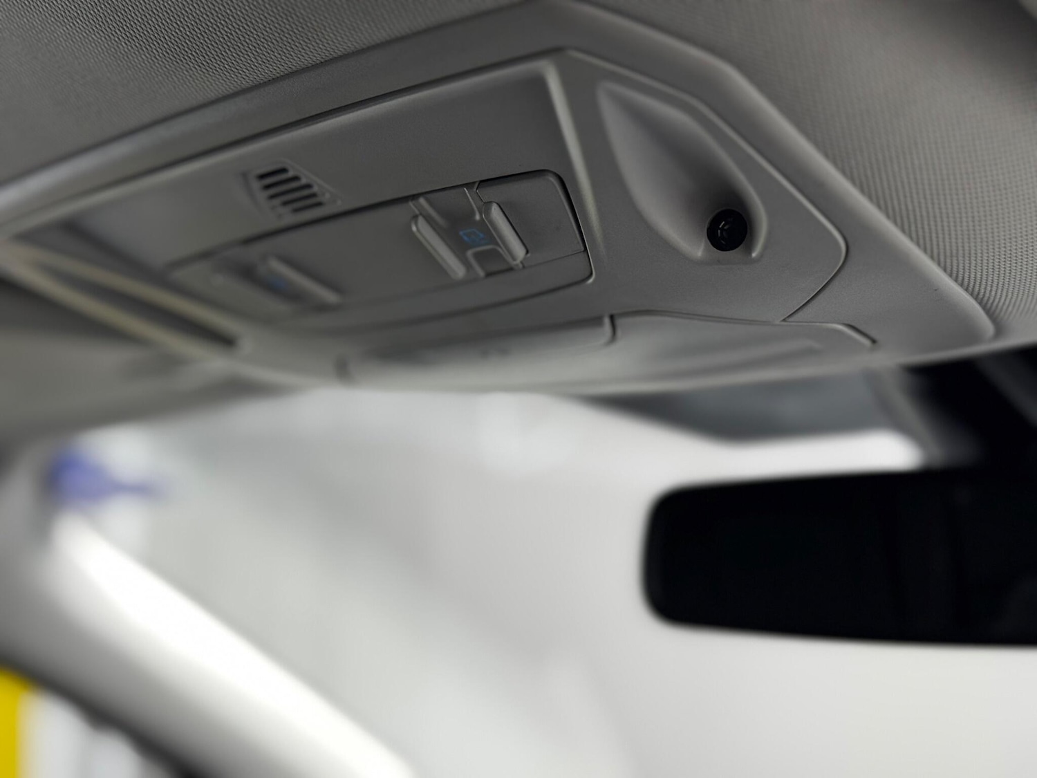 Used Ford Kuga 2013 for sale - 76371261: Photo 40