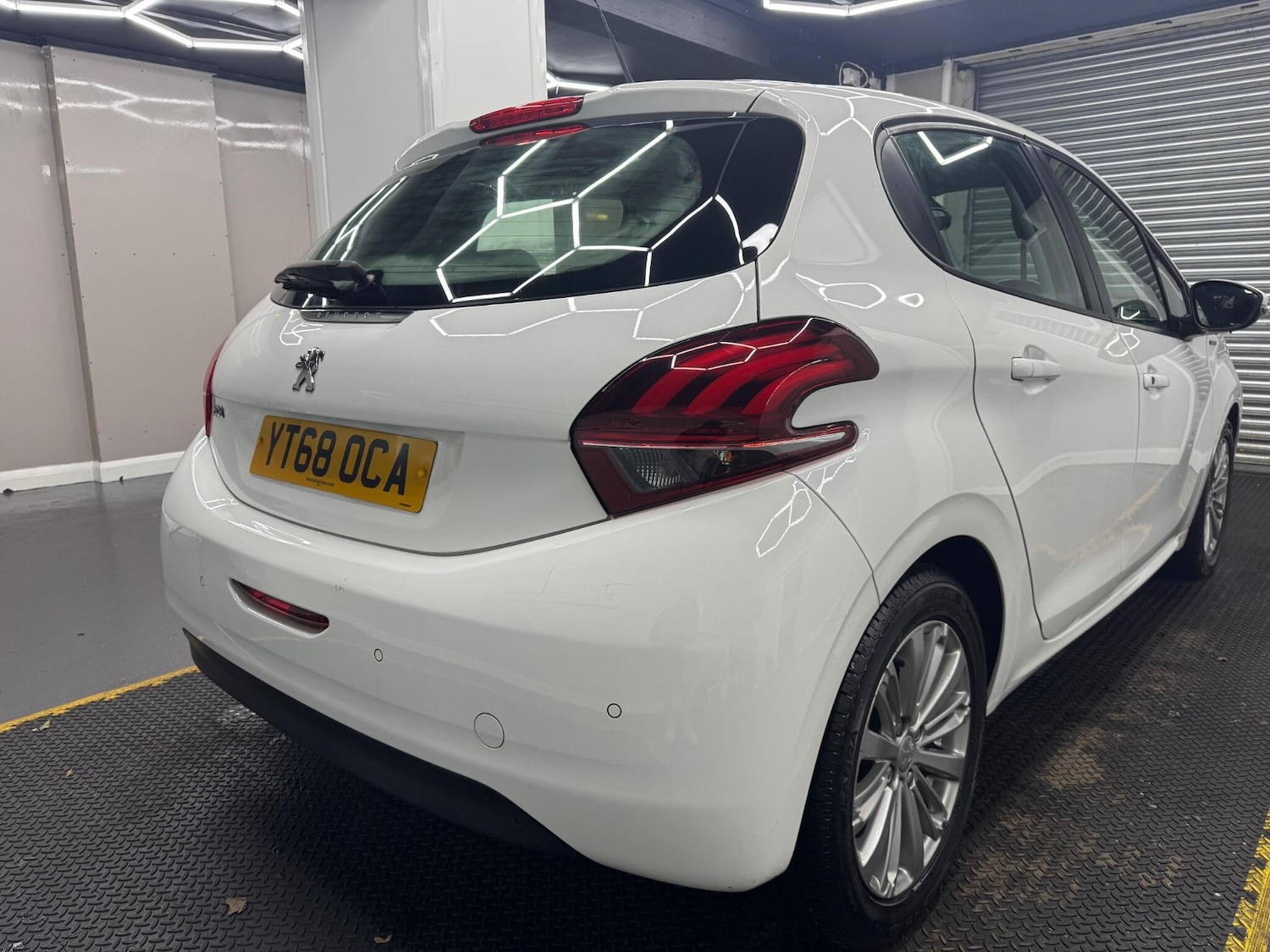 Used Peugeot 208 2018 for sale - 76422629: Photo 26