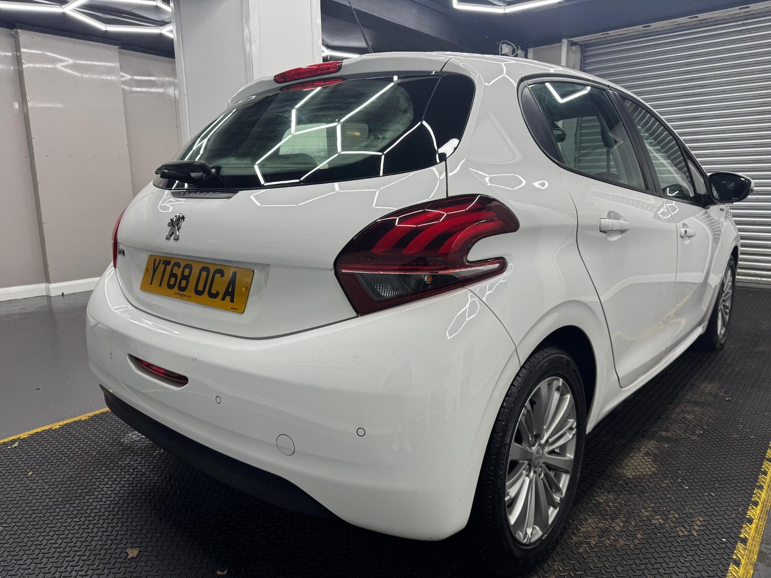 Used Peugeot 208 2018 for sale - 76422629: Photo 29