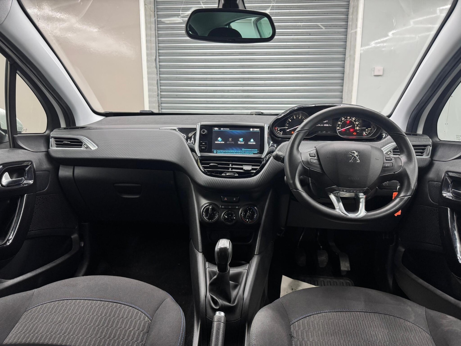 Used Peugeot 208 2018 for sale - 76422629: Photo 32