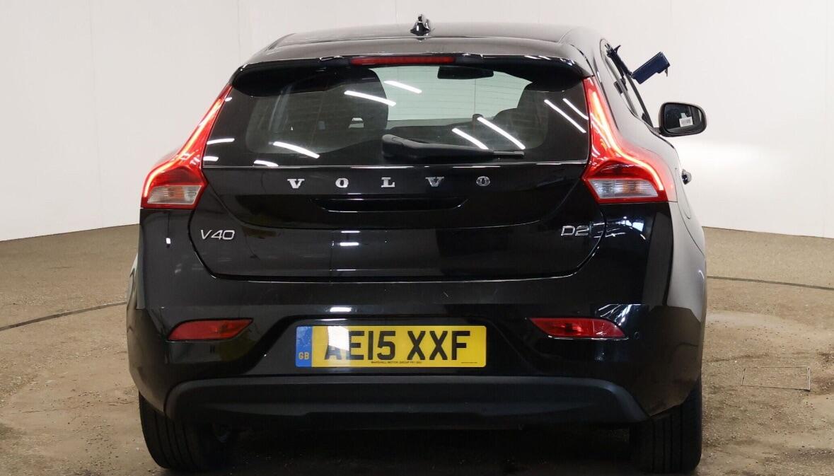 Used Volvo V40 2015 for sale - 76952235: Photo 4