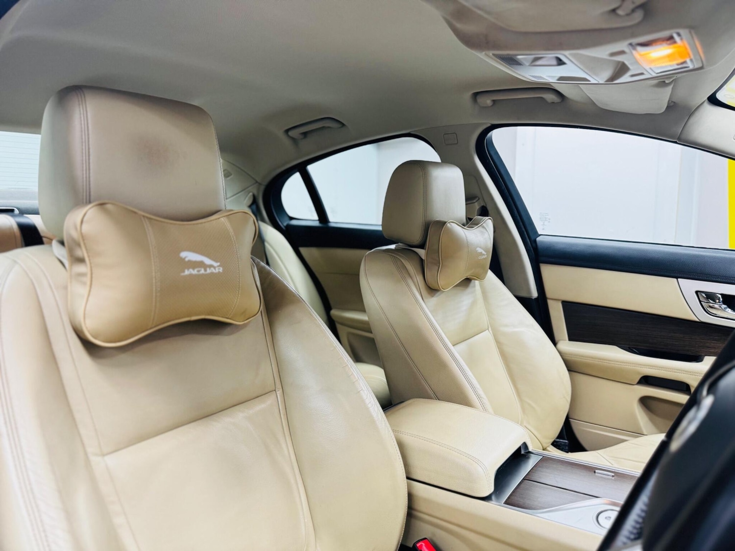 Used Jaguar XF 2013 for sale - 77253935: Photo 12