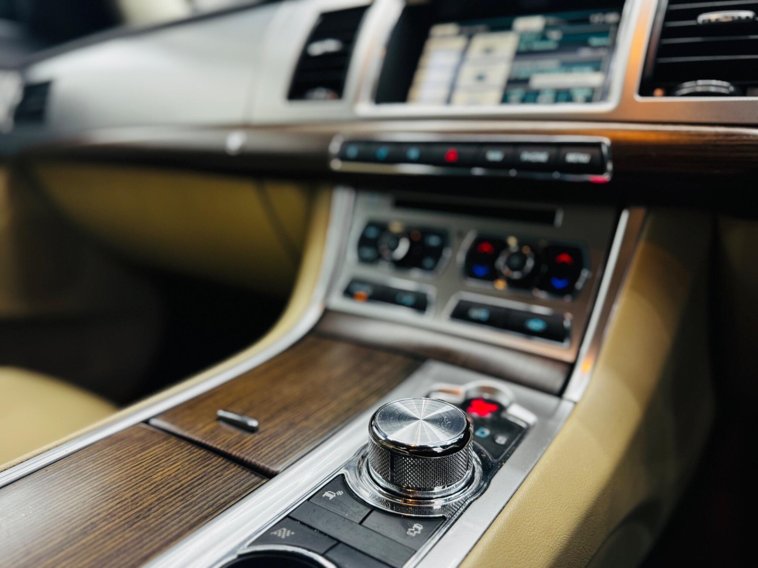 Used Jaguar XF 2013 for sale - 77253935: Photo 48