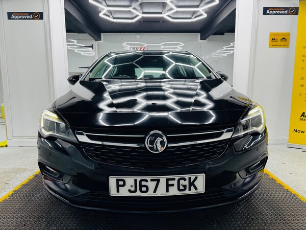 Used Vauxhall Astra 2017 for sale - 76294626: Photo 2