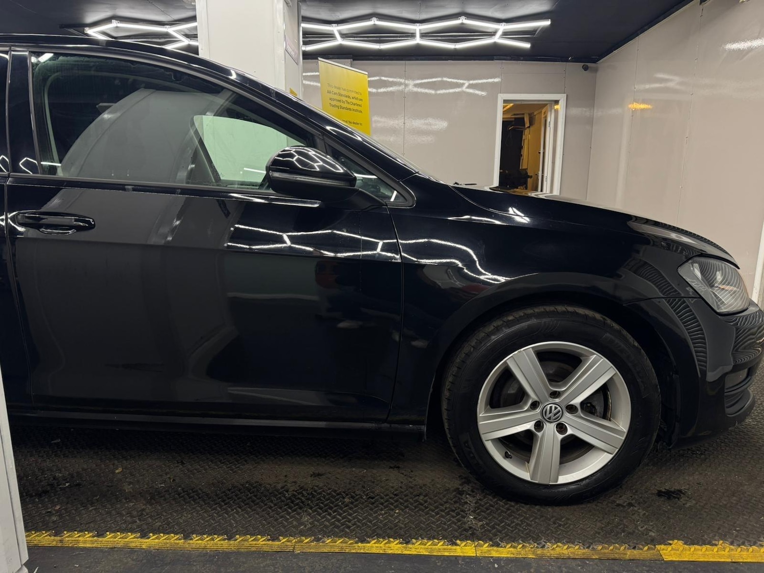 Used Volkswagen Golf 2015 for sale - 77081759: Photo 22