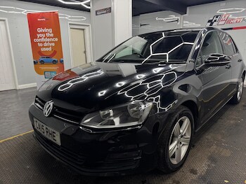 Used Volkswagen Golf 2015 for sale - 77081759: Photo