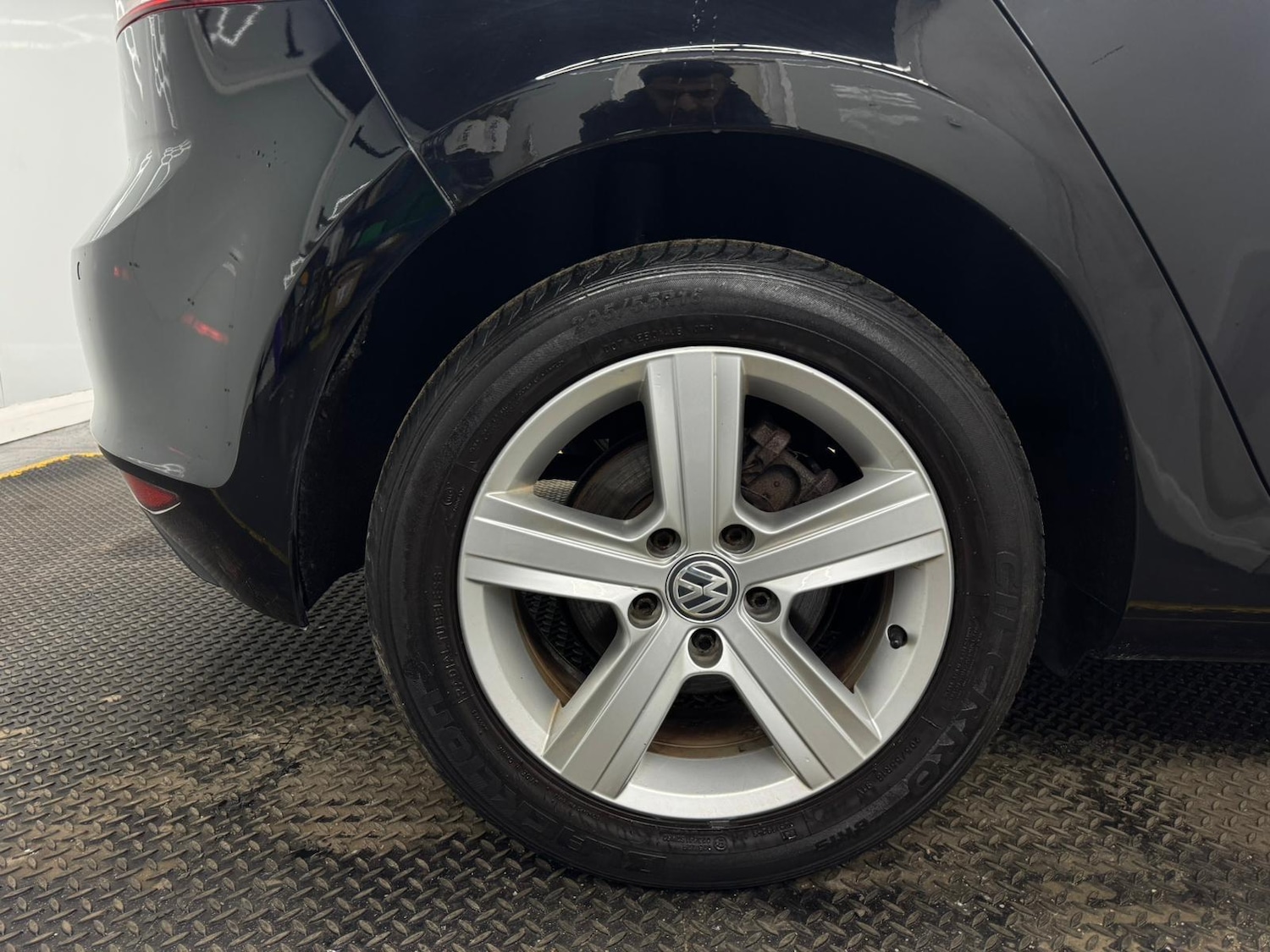 Used Volkswagen Golf 2015 for sale - 77081759: Photo 40