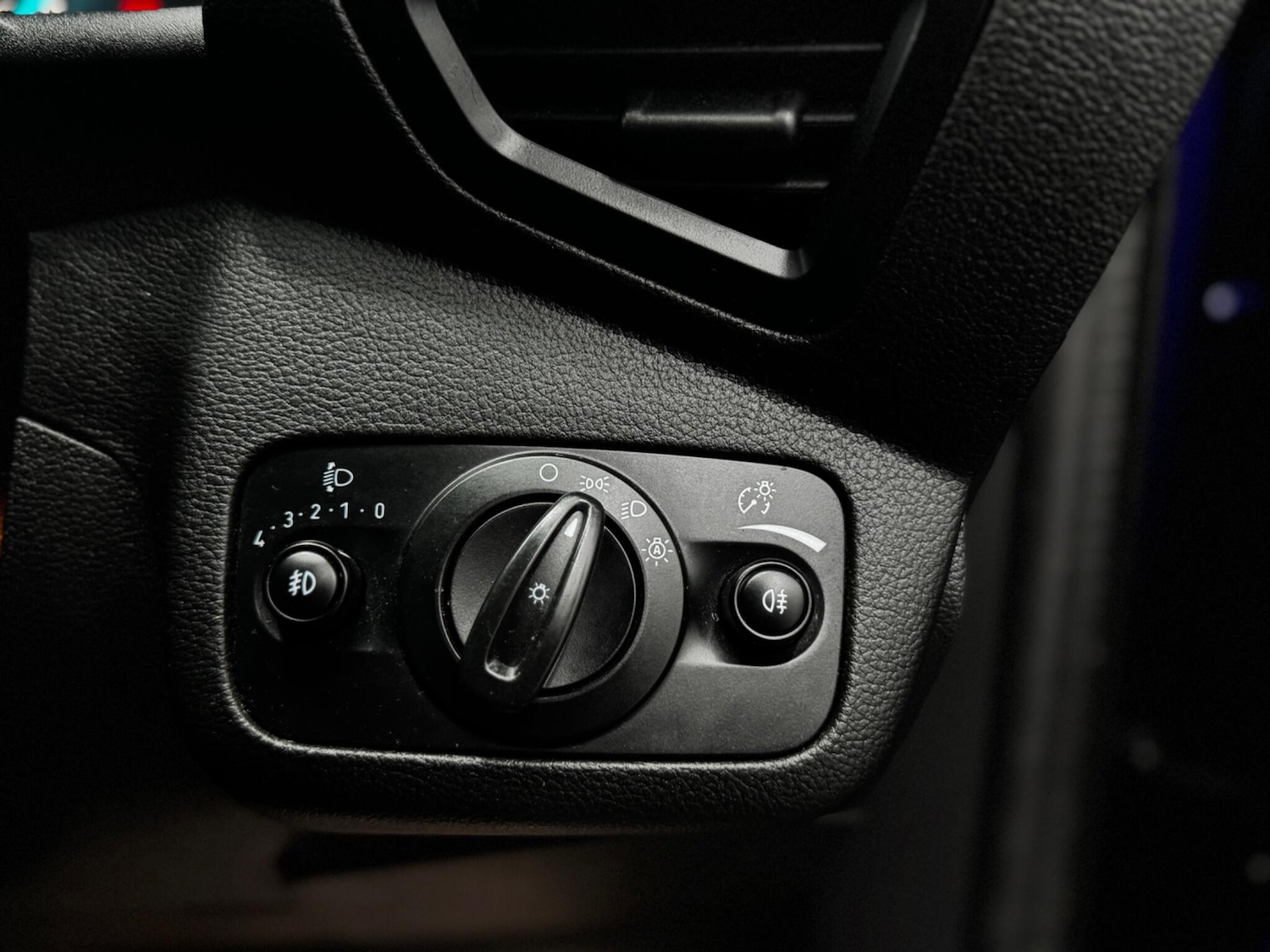 Used Ford Kuga 2016 for sale - 76371524: Photo 39