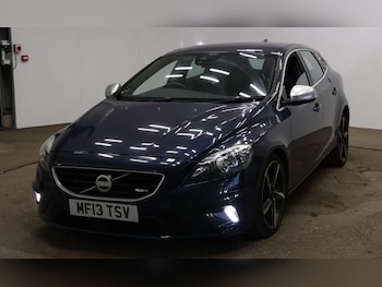 Used Volvo V40 2013 for sale - 77074222: Photo