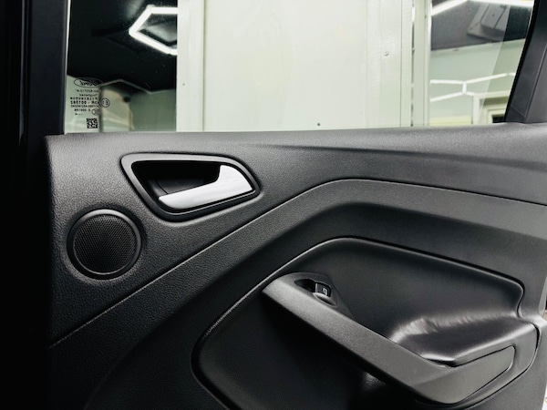 Used Ford Kuga 2014 for sale - 76200824: Photo 26