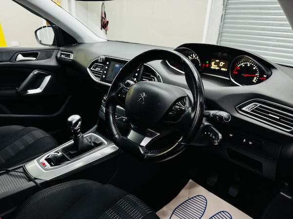 Used Peugeot 308 2015 for sale - 76314508: Photo 17