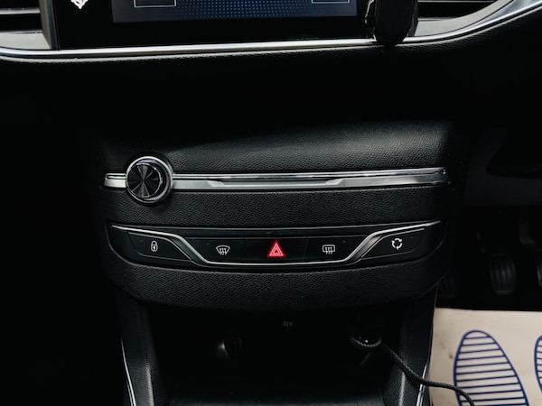 Used Peugeot 308 2015 for sale - 76314508: Photo 25