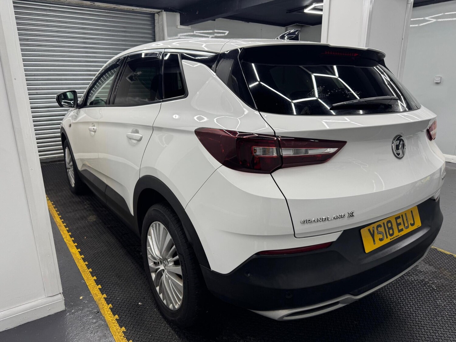 Used Vauxhall Grandland X 2018 for sale - 76360199: Photo 24