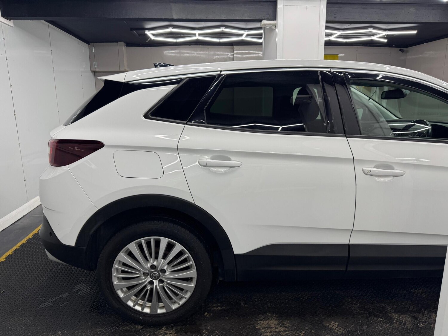 Used Vauxhall Grandland X 2018 for sale - 76360199: Photo 34