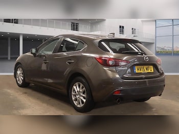 Used Mazda Mazda3 2015 for sale - 76317847: Photo 3