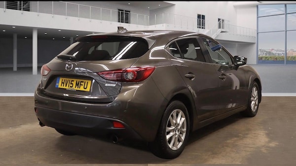 Used Mazda Mazda3 2015 for sale - 76317847: Photo 4