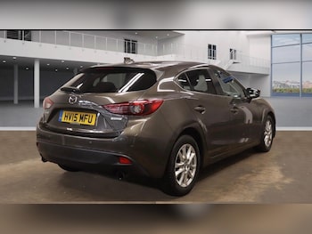 Used Mazda Mazda3 2015 for sale - 76317847: Photo 4